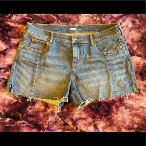 Old Navy Boyfriend Denim Cut Off Shorts